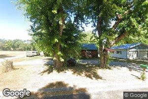 314 10th St, Springfield, SD 57062