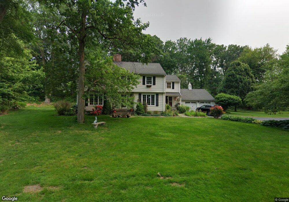 206 Old Oaks Rd, Fairfield, CT 06825 - photo 1