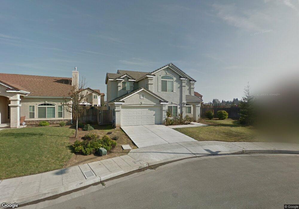 2754 N Apricot Ave, Fresno, CA 93727 - photo 1