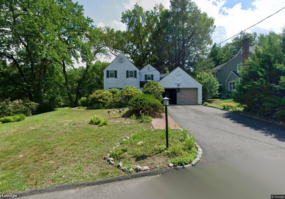 561 Overlook Dr, Wyckoff, NJ 07481 - photo 1