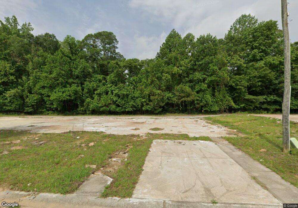 204 Nizzear Ln, Carrollton, GA 30117 - photo 1