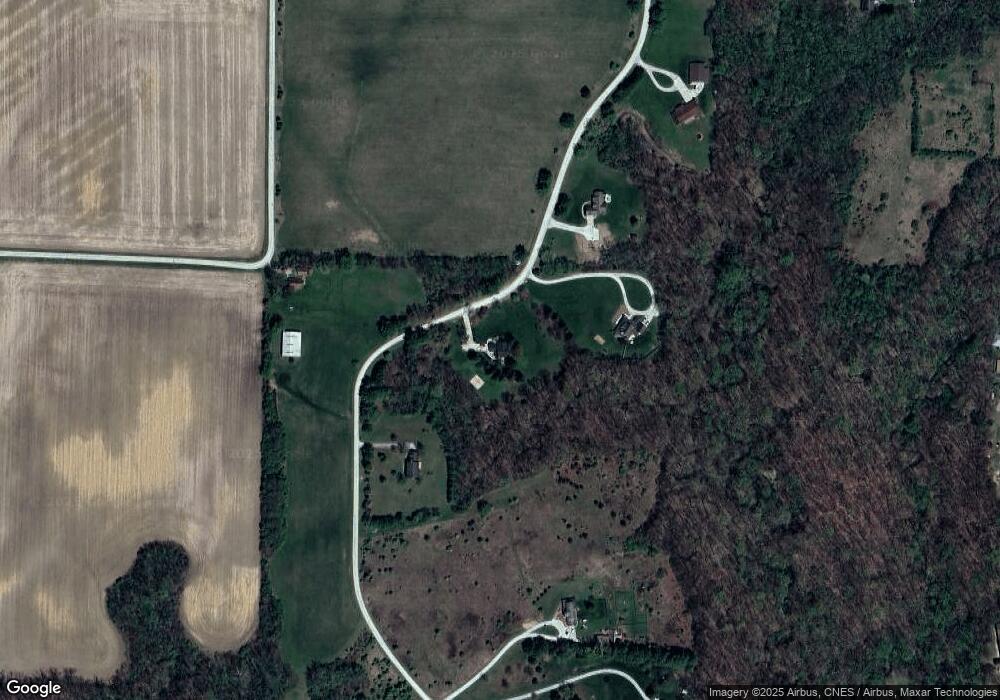 1011 Chenoweth Ln, West Lafayette, IN 47906 - photo 1