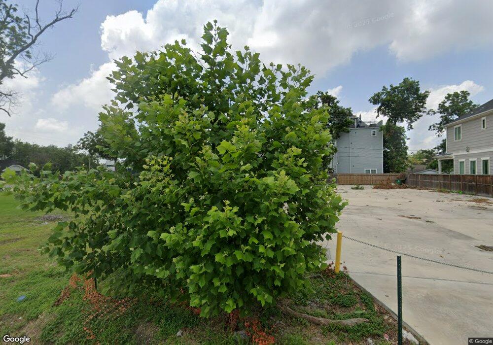 705 E 27th St, Houston, TX 77009 - photo 1