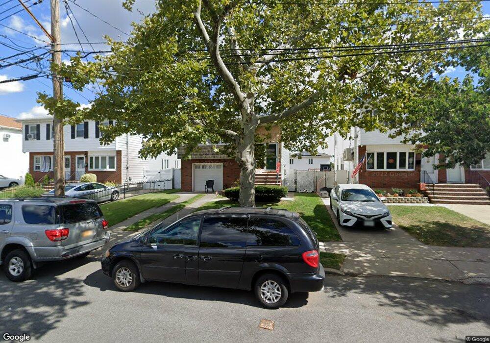 241 Abingdon Ave, Staten Island, NY 10308 - photo 1