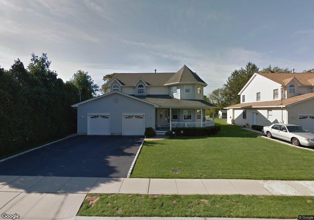 21 Floral Ave, Bethpage, NY 11714 - photo 1