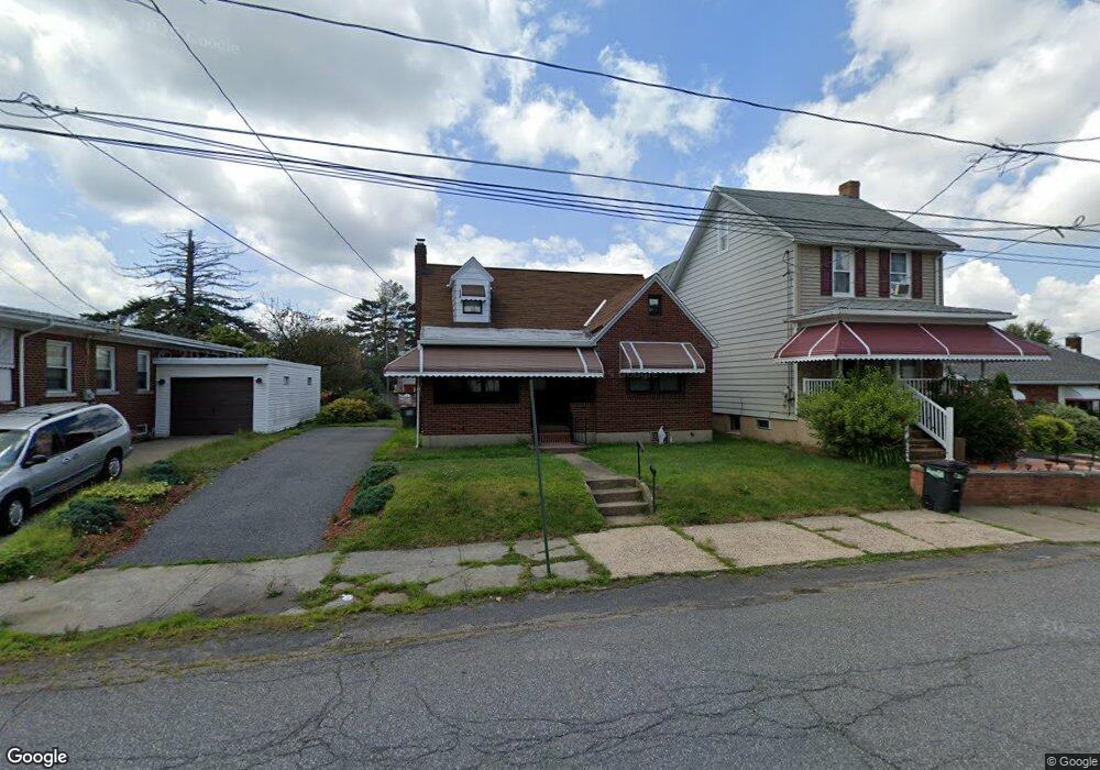994 N Locust St, Hazleton, PA 18201 - photo 1