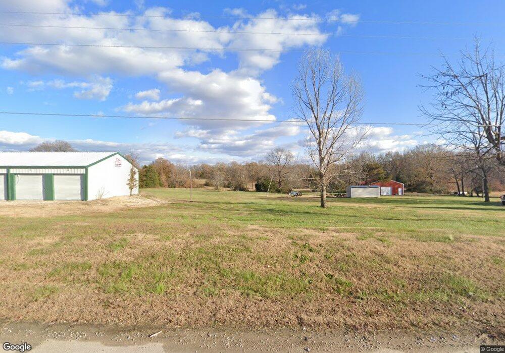 732 E Outer Rd, Poplar Bluff, MO 63901 - photo 1