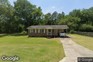 215 Pineway Dr, Dexter, GA 31019
