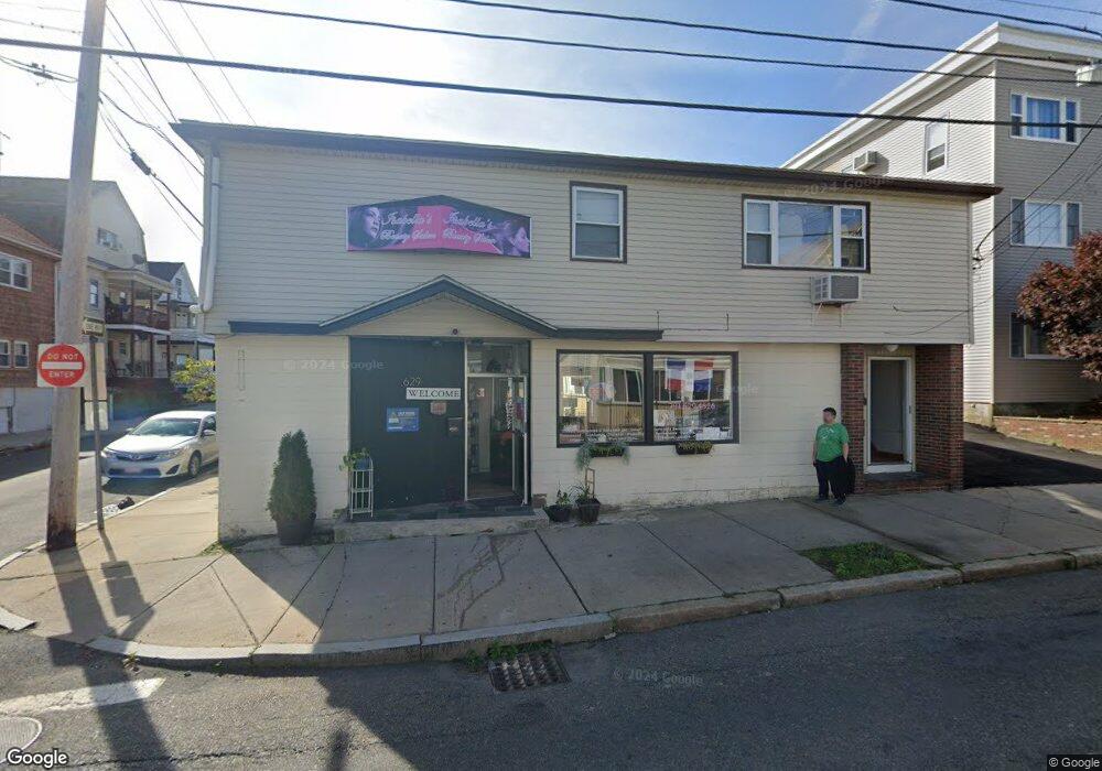 629 Beach St, Revere, MA 02151 - photo 1