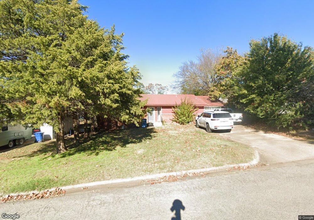 1505 E Seminole Ave, McAlester, OK 74501 - photo 1