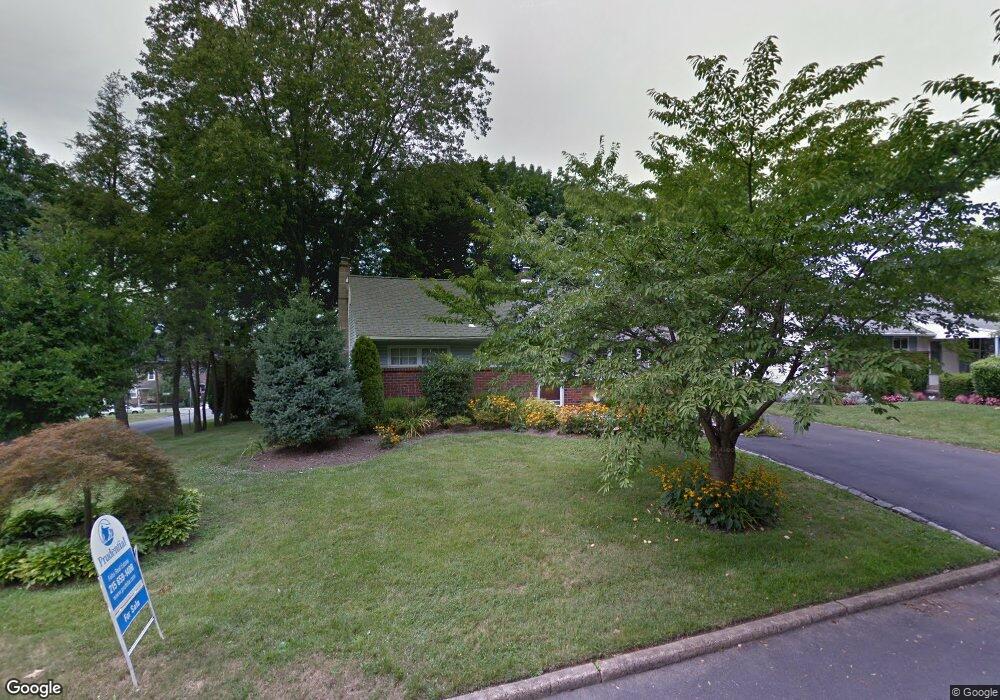 400 Stuart Ln, Ambler, PA 19002 - photo 1