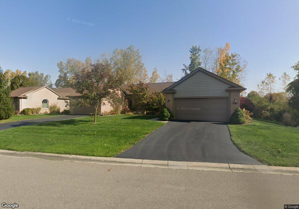 4885 Lone Oak Ct unit 1, Ann Arbor, MI 48108 - photo 1