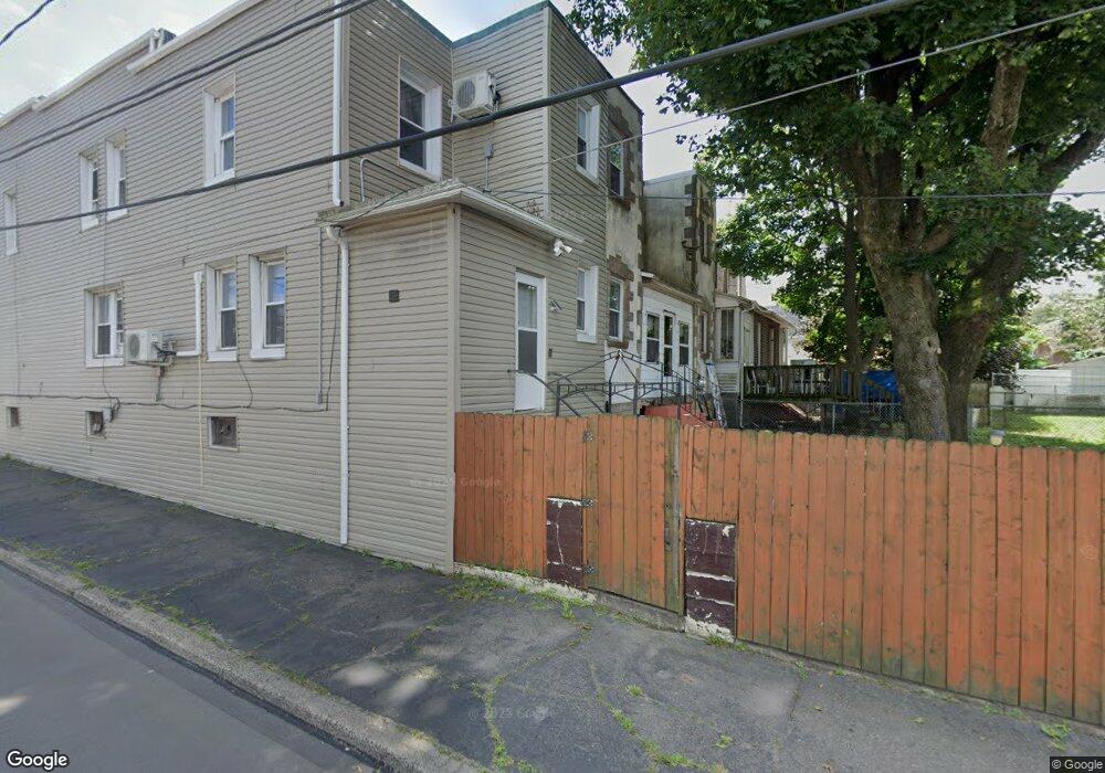 524 Allen St, West Hazleton, PA 18202 - photo 1