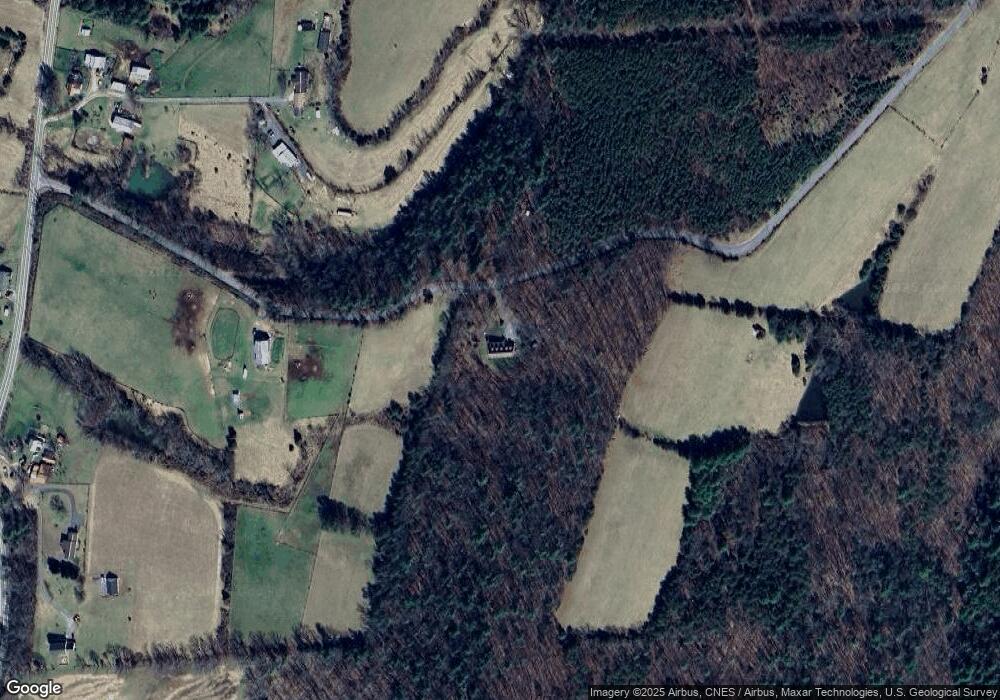 444 Eppinger Rd, Berkeley Springs, WV 25411 - photo 1