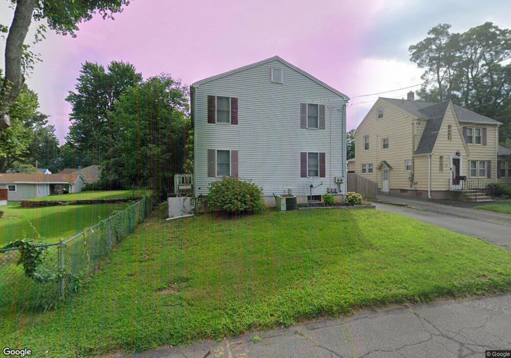 17 Centerfield St, Manchester, CT 06042 - photo 1