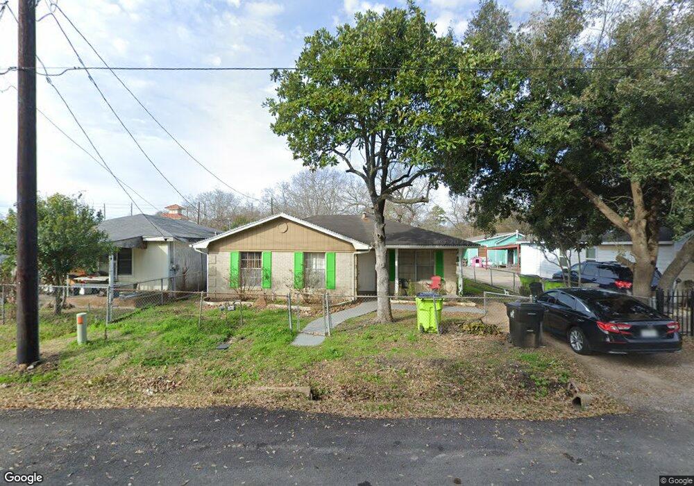 400 1st St, Rosenberg, TX 77471 - photo 1