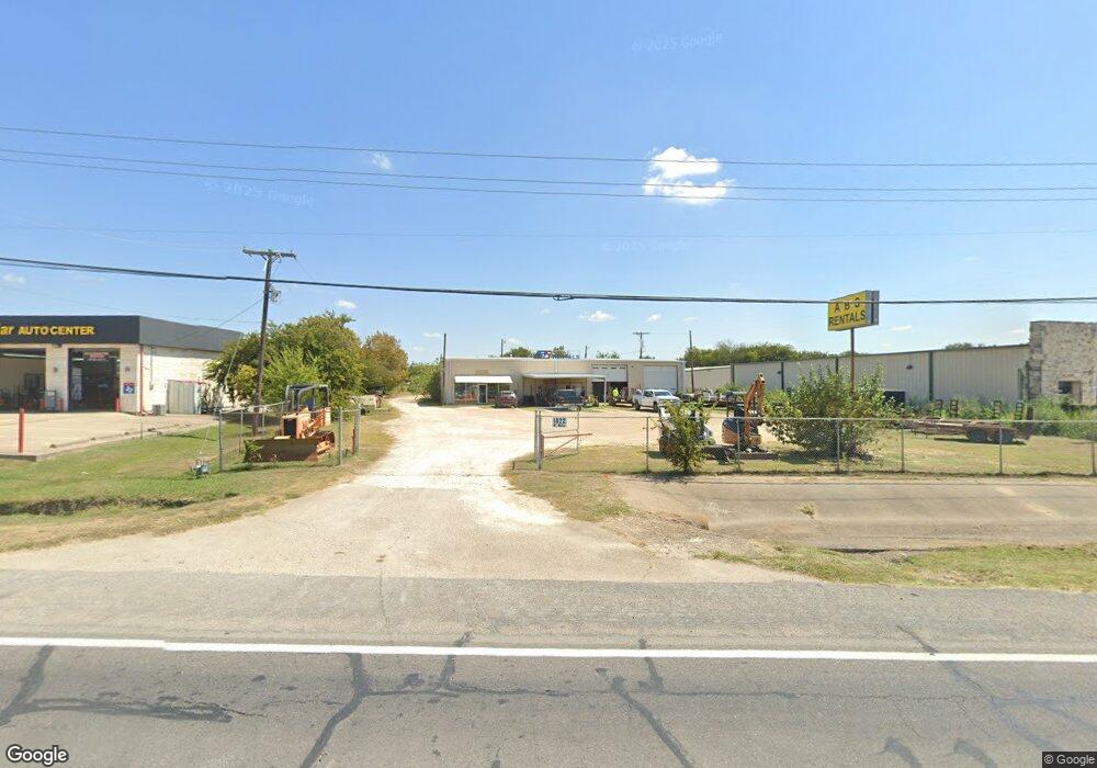 1812 N Main St unit A,B, Cleburne, TX 76033 - photo 1