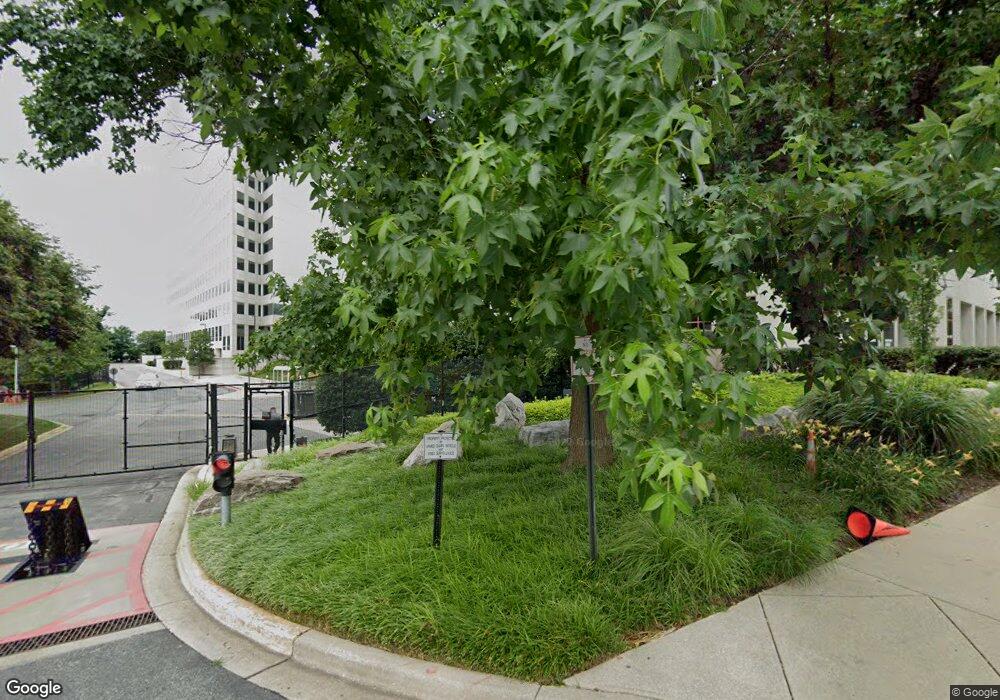 11555 Rockville Pike, Rockville, MD 20852 - photo 1