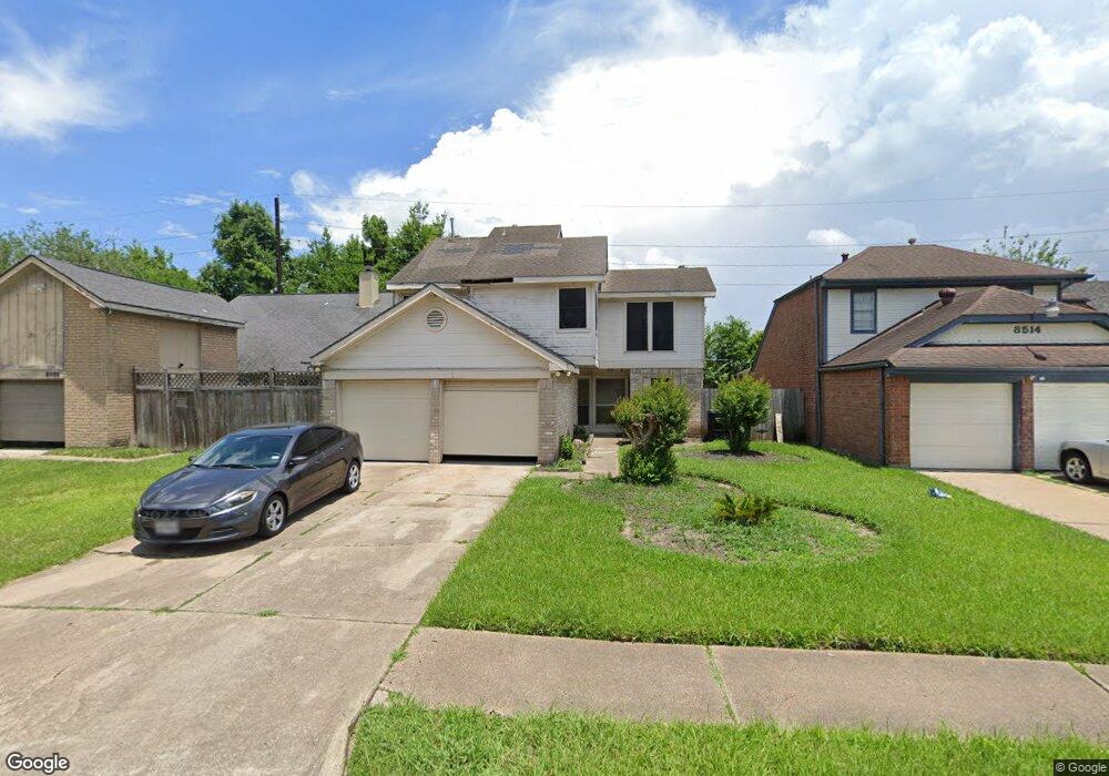 8518 Scenic Green Dr, Houston, TX 77088 - photo 1