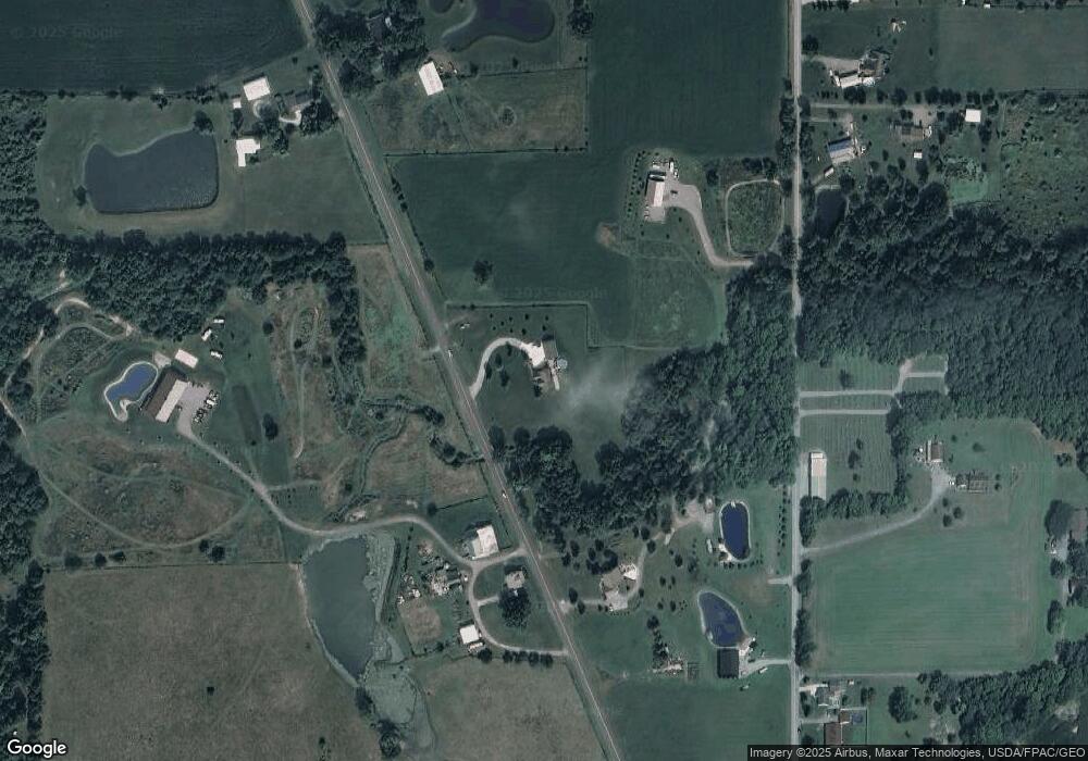 310 N Napoleon Rd, Lima, OH 45801 - photo 1