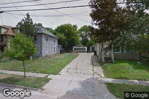 207 Lathrop St, Lansing, MI 48912