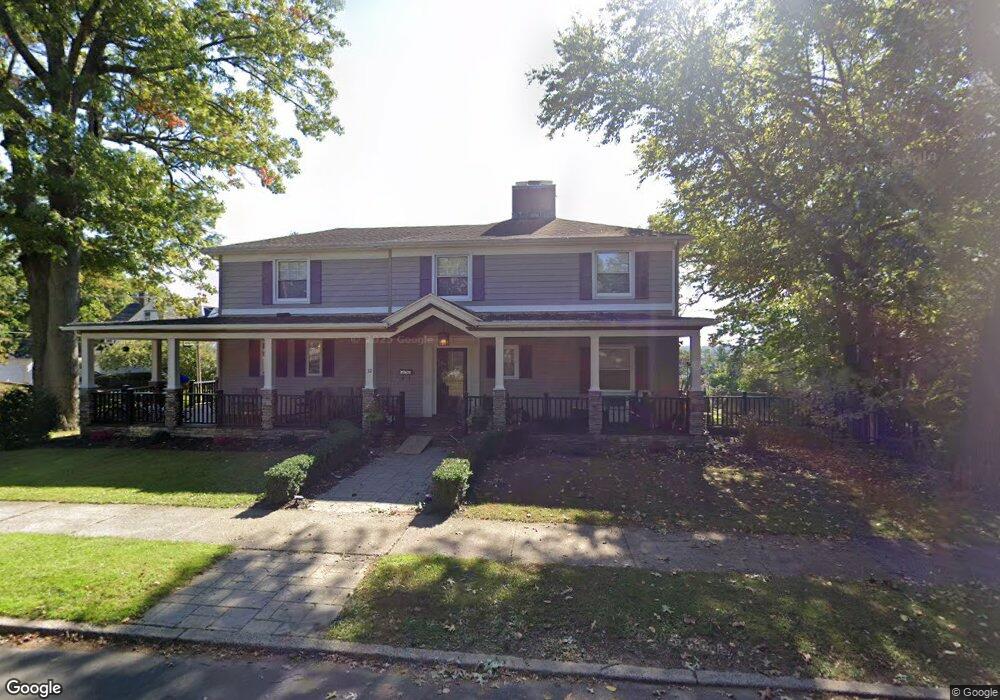 32 Sands St, Waterbury, CT 06710 - photo 1