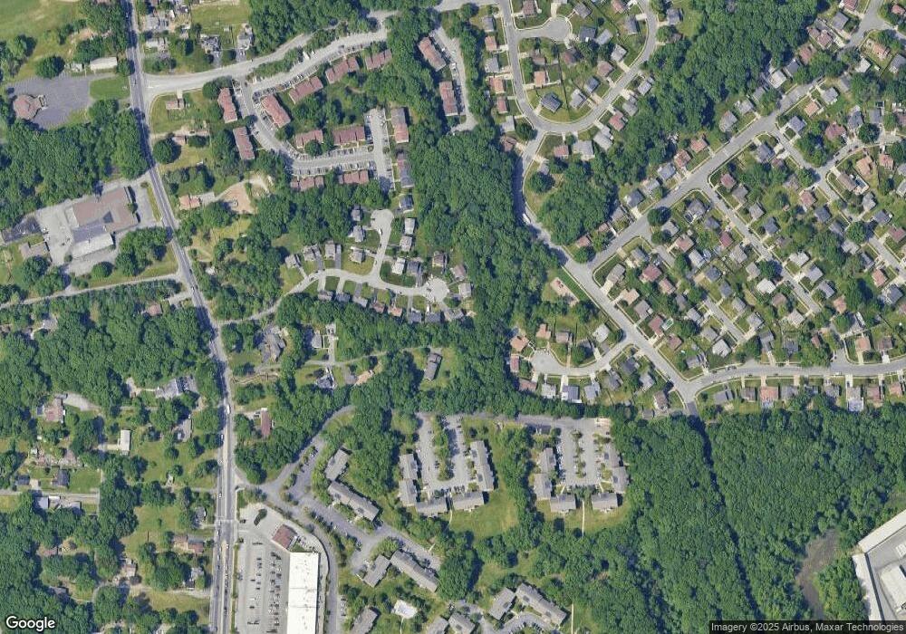 215 Dunsmore Dr, Newark, DE 19713 - photo 1