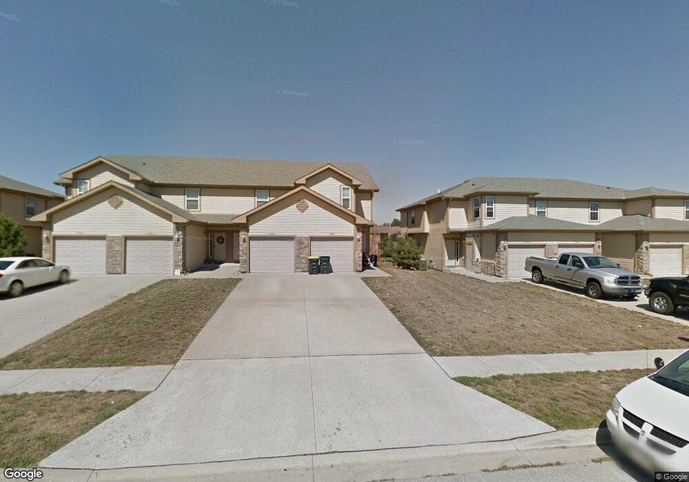 5424 Woodstock St, Shawnee, KS 66218 - photo 1