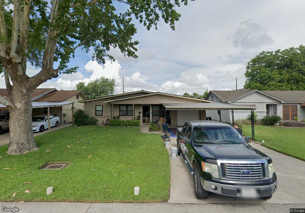 10001 Bonazzi St, Houston, TX 77088 - photo 1