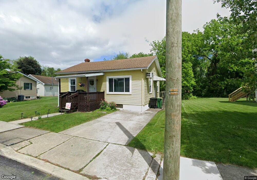 61 E 2nd St, Alburtis, PA 18011 - photo 1