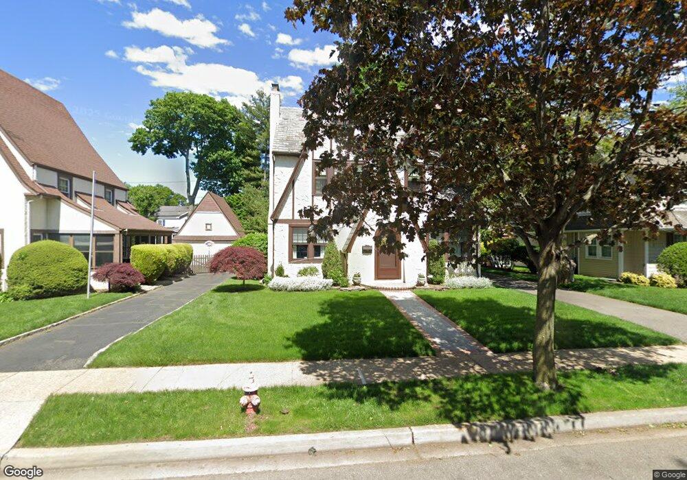 67 Stevens Ave, Hempstead, NY 11550 - photo 1