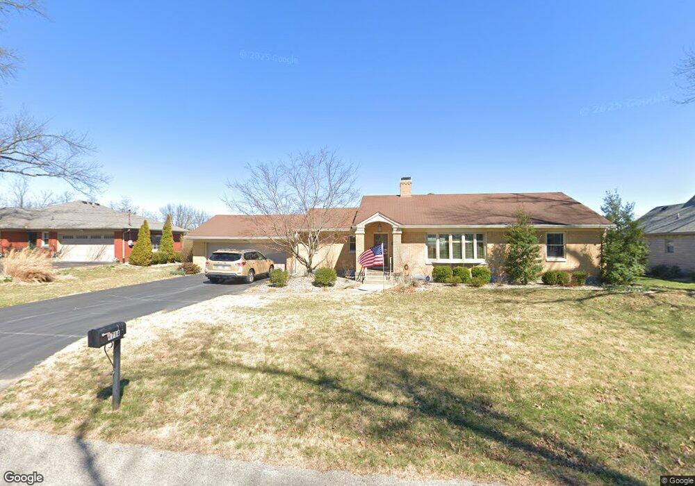 1714 Crestview Dr, New Albany, IN 47150 - photo 1