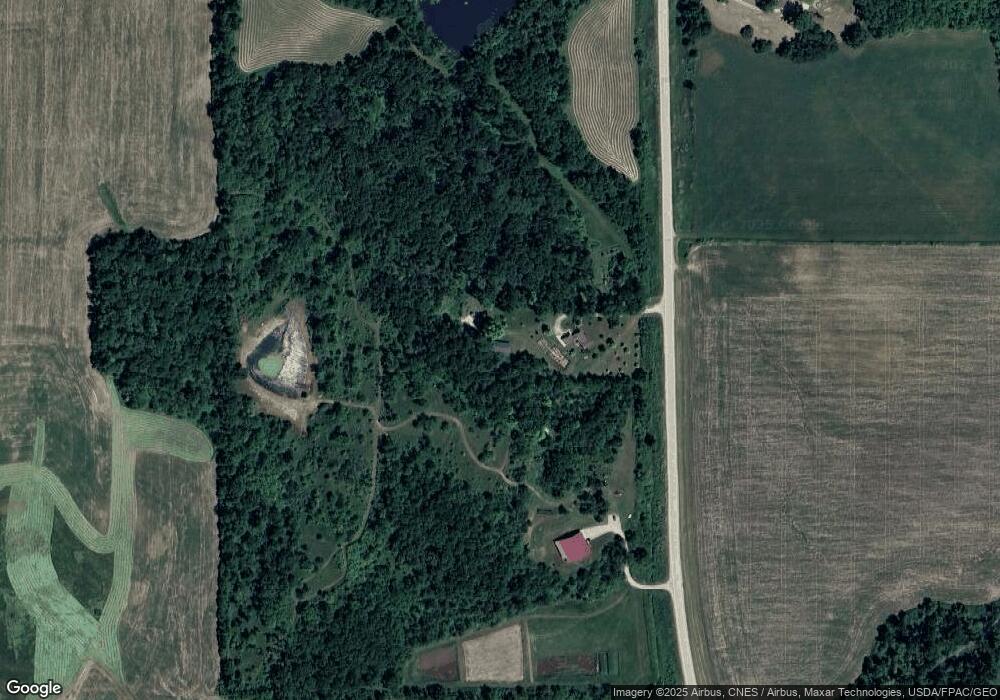 1057 W 28th St N, Newton, IA 50208 - photo 1