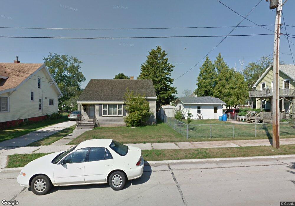 2112 Adams St, Two Rivers, WI 54241 - photo 1