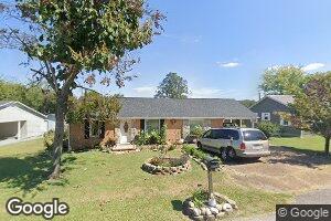 611 S High St, Waynesboro, TN 38485