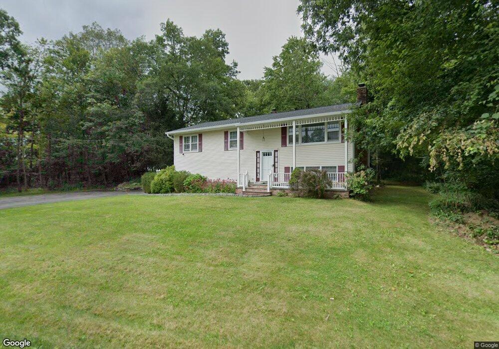 15 Kentwood Dr, Carmel, NY 10512 - photo 1