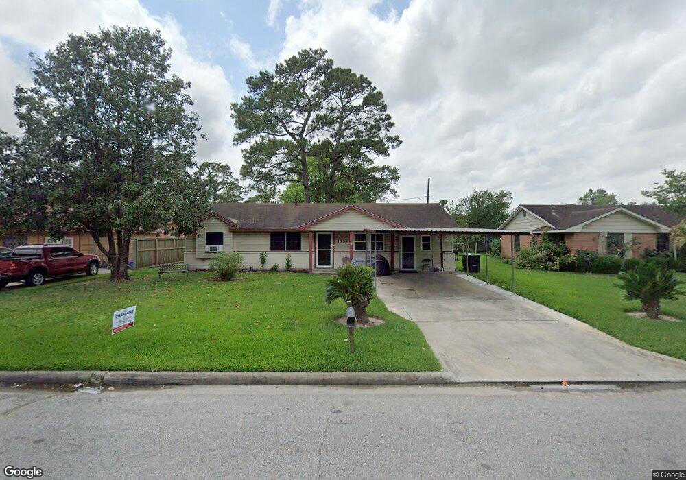 10541 Cheeves Dr, Houston, TX 77016 - photo 1