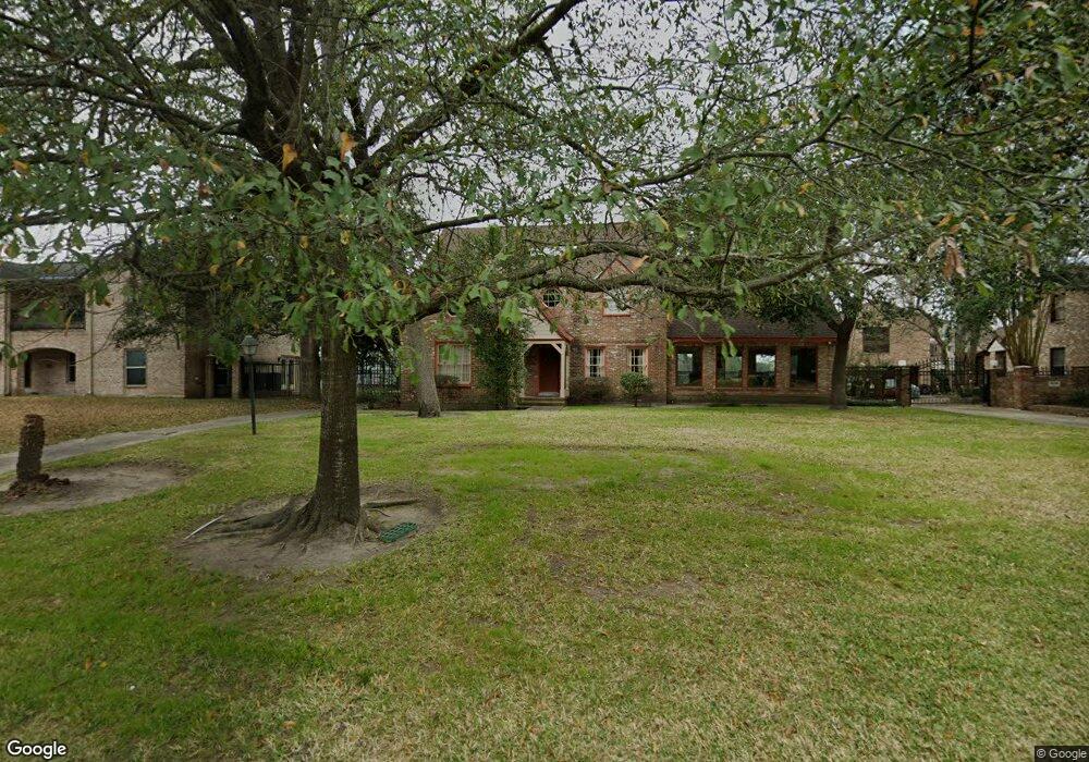 4215 Roseneath Dr, Houston, TX 77021 - photo 1