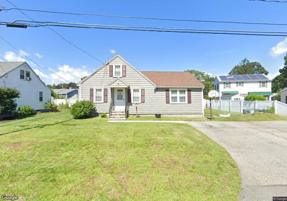 131 Montvale Rd, Woburn, MA 01801 - photo 1