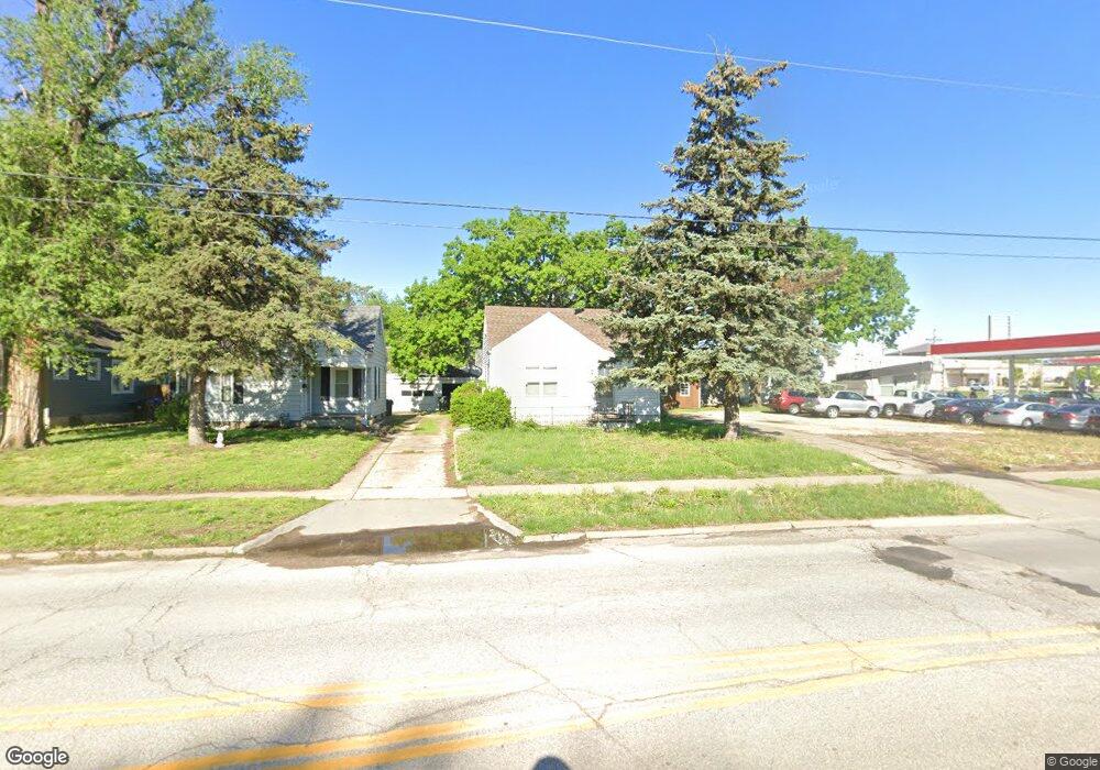 613 SW MacVicar Ave, Topeka, KS 66606 - photo 1
