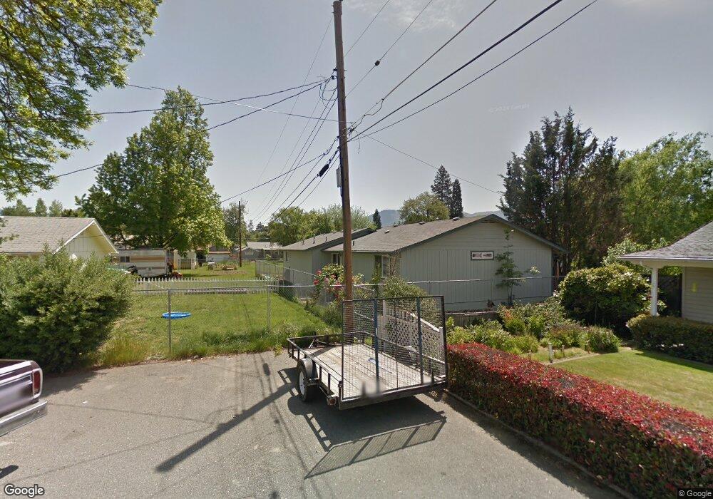 918 SW Rogue River Ave, Grants Pass, OR 97526 - photo 1