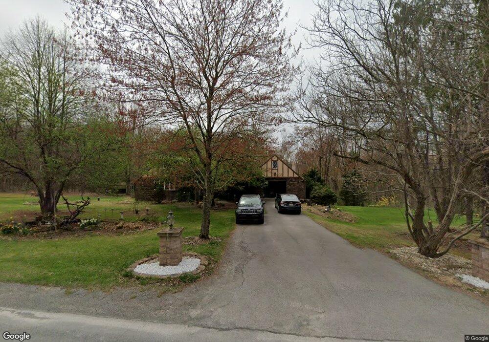 47 Tuthill Rd, Waymart, PA 18472 - photo 1