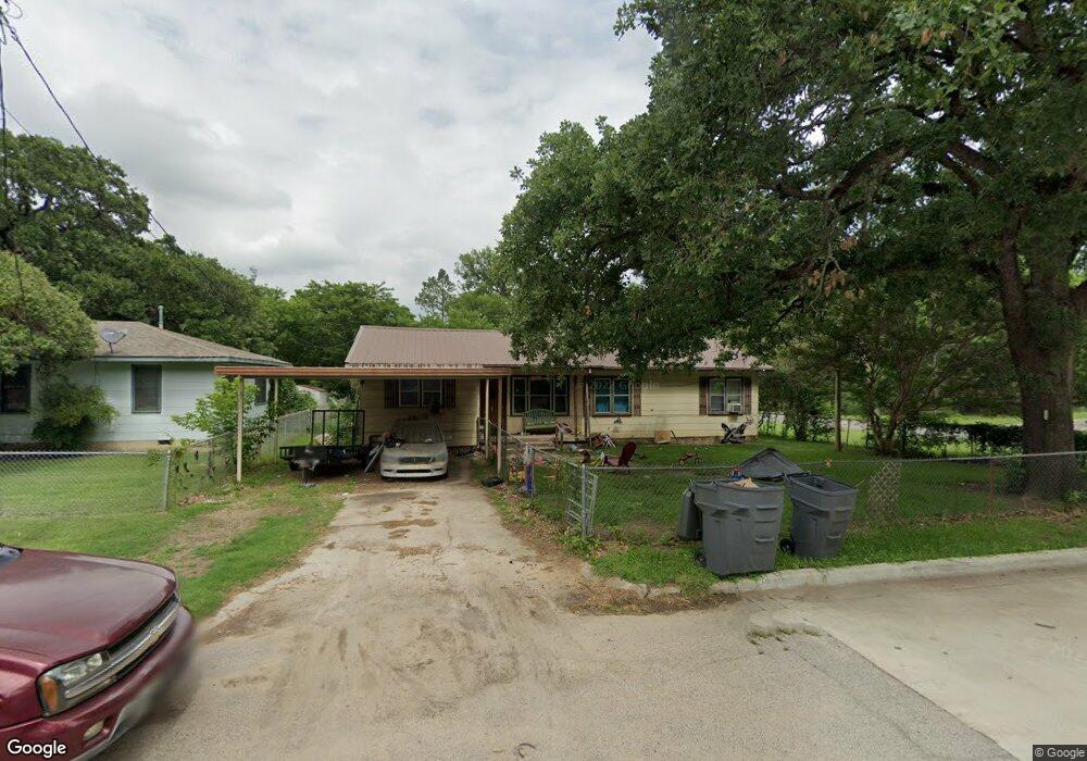 816 Carter St SE, Ardmore, OK 73401 - photo 1