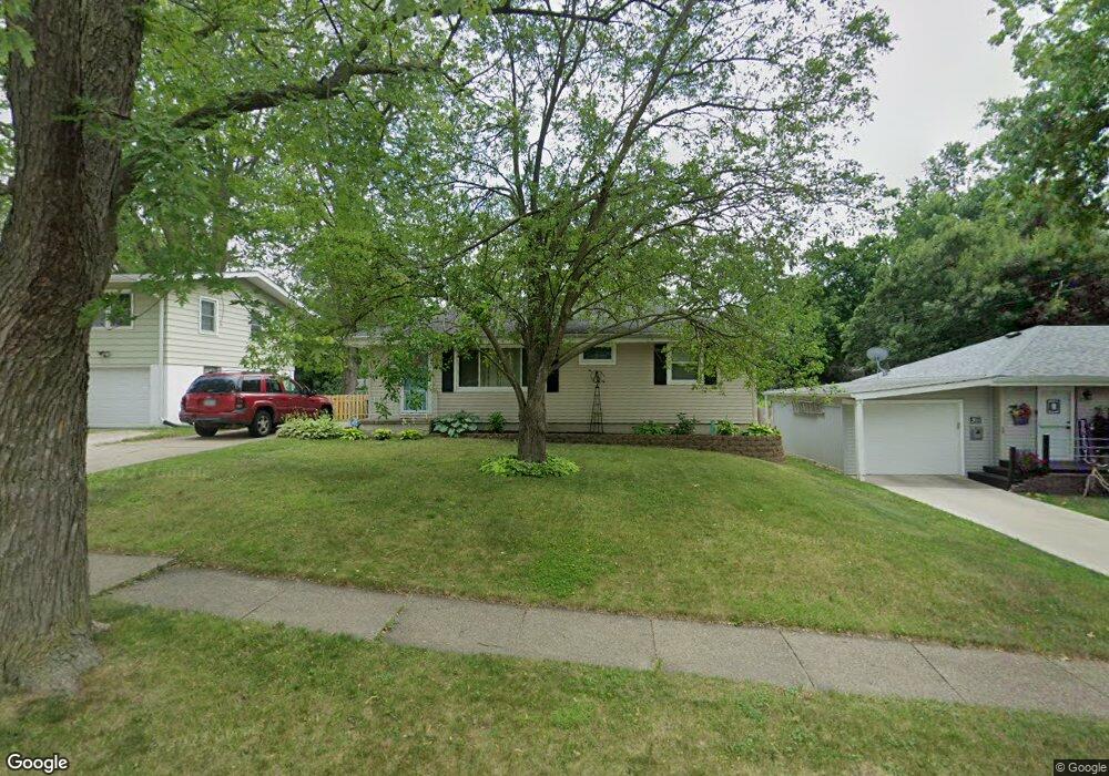 315 E Miller Ave, Des Moines, IA 50315 - photo 1