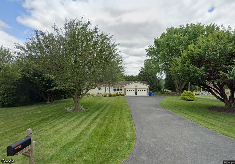 8401 Stonehouse Rd, Frederick, MD 21702 - photo 1