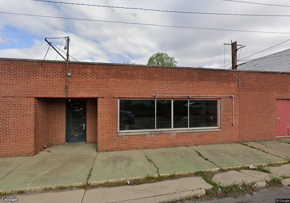 325 S Chicago St, Lincoln, IL 62656 - photo 1