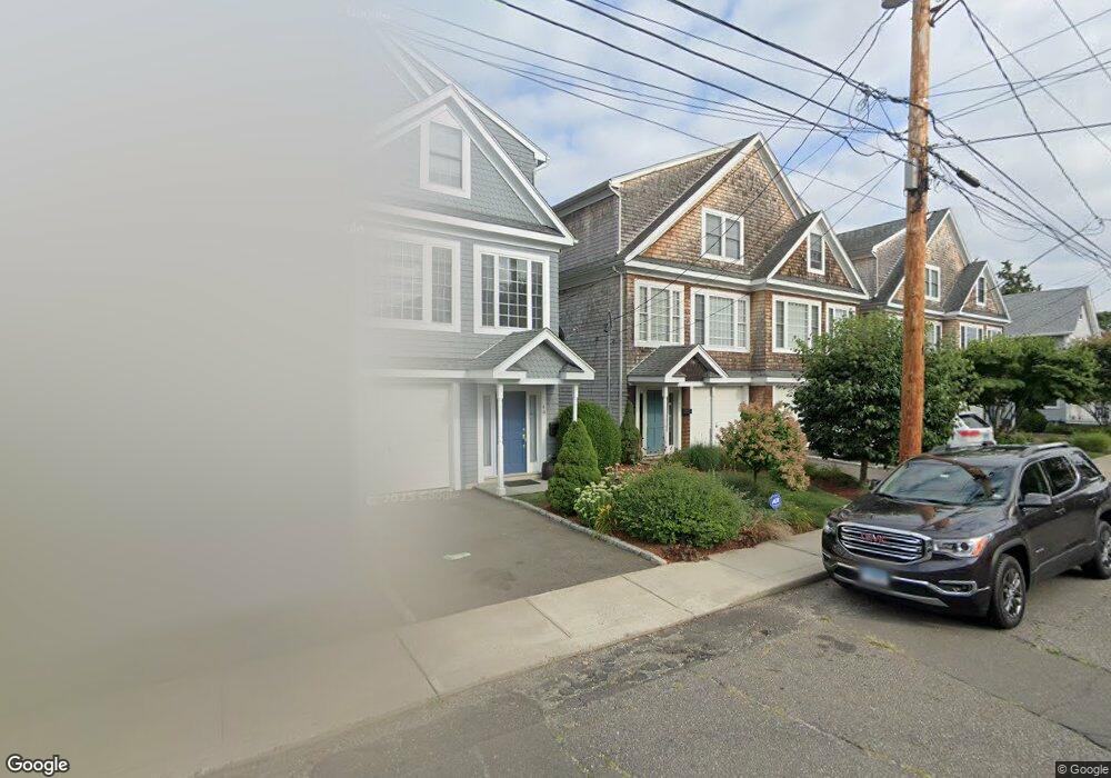 49 Thorpe St unit 6, Fairfield, CT 06824 - photo 1