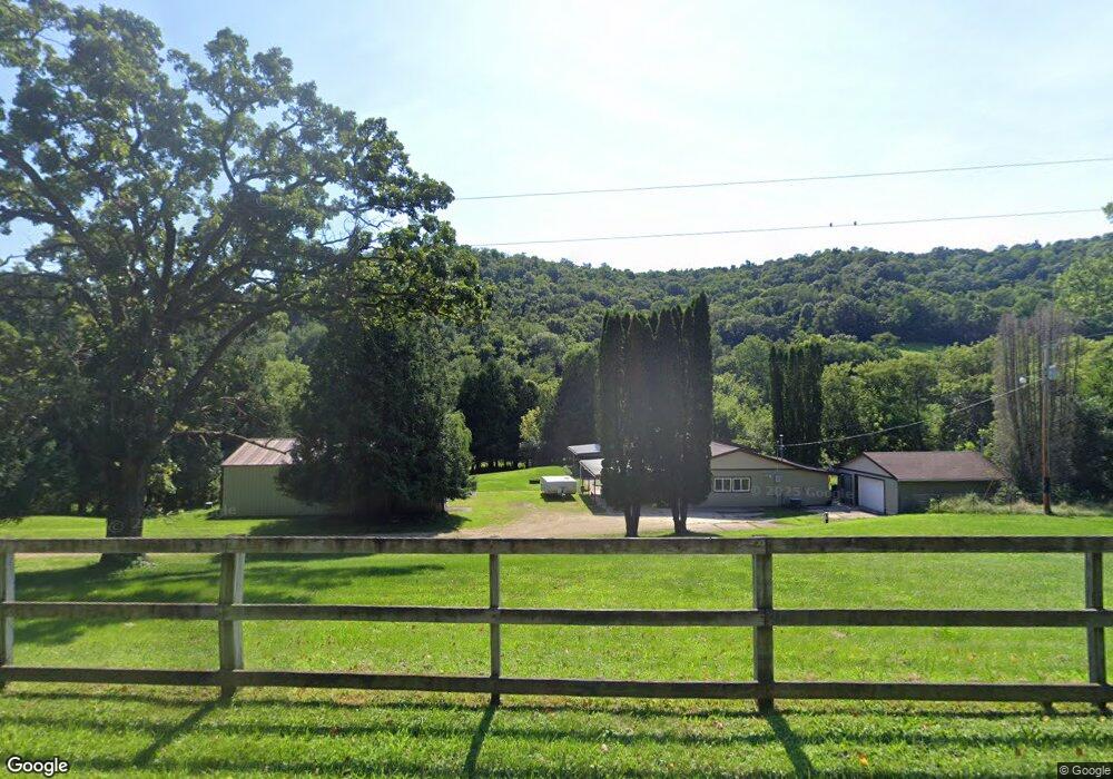 1500 Town Hall Rd, La Crescent, MN 55947 - photo 1