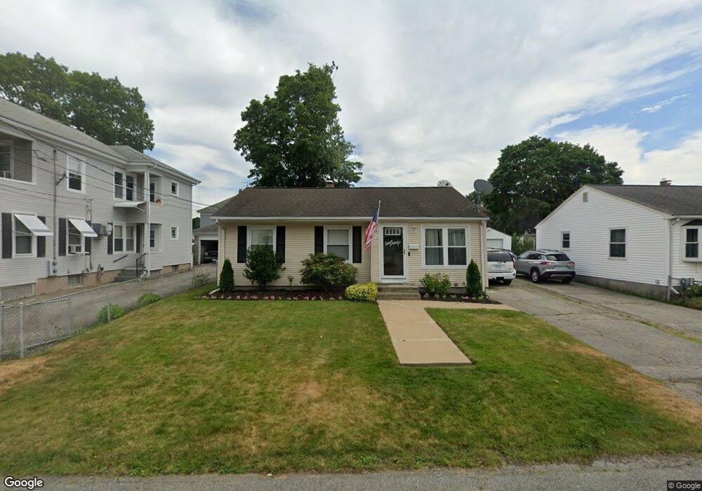 91 Hanover Ave, Pawtucket, RI 02861 - photo 1