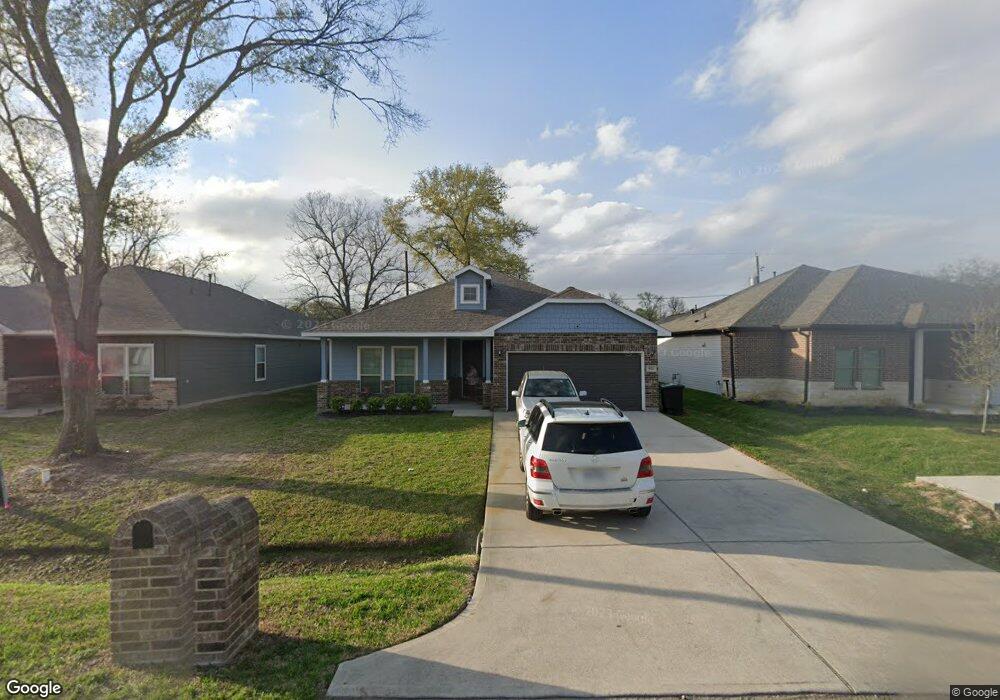 972 Junell St, Houston, TX 77088 - photo 1